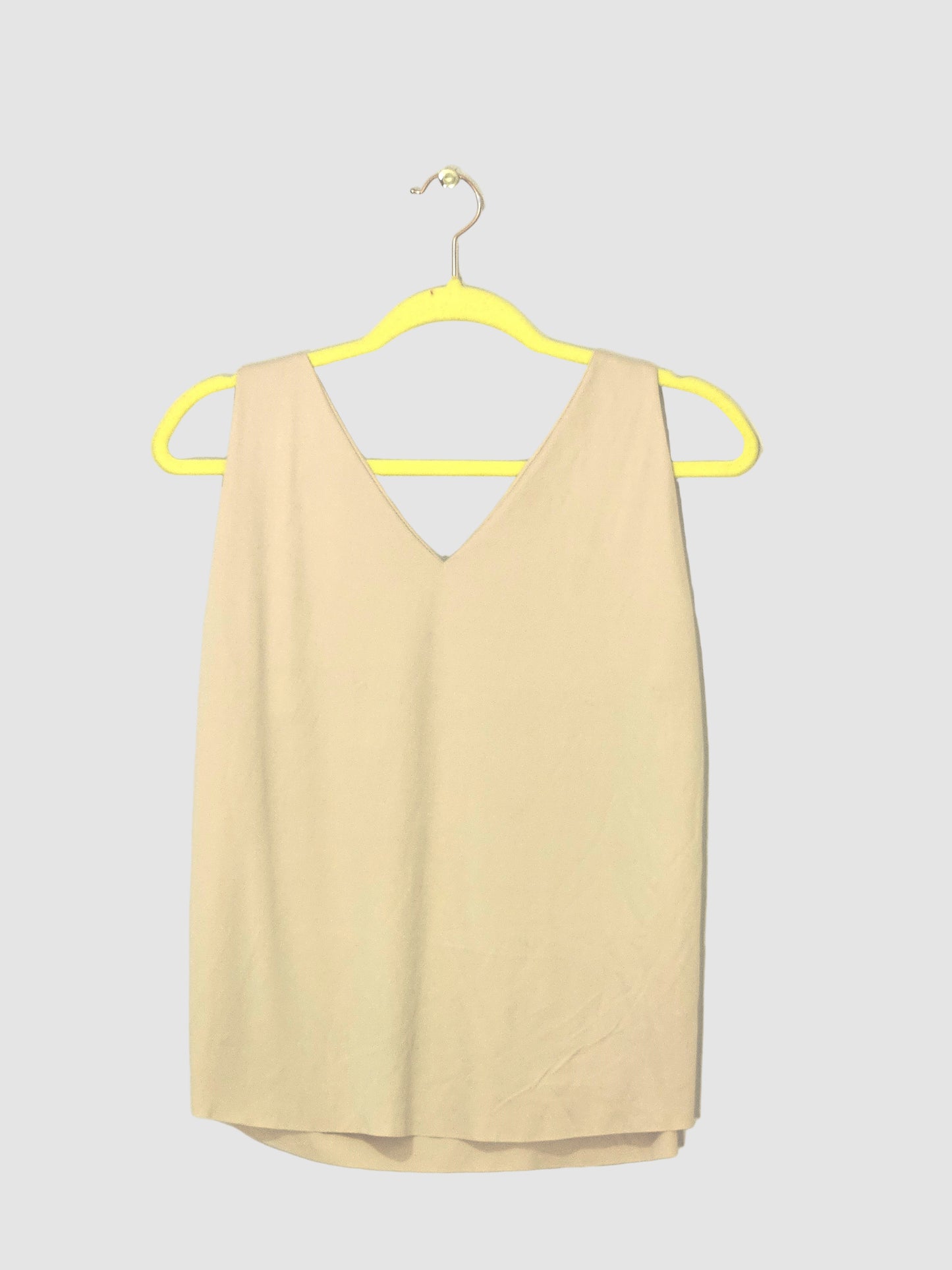 Sleeveless V-neck